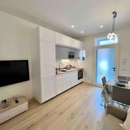 Apartament Nel Cuore Di Porta Venezia